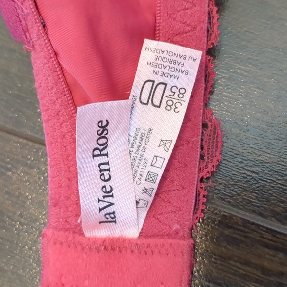 Red and Black Lace Bra by La Vie en Rose 38DD - Picture 7 of 7